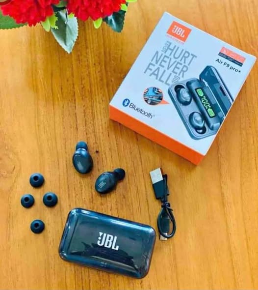 JBL EarPods Mpya Kabisa. Karibuni!!