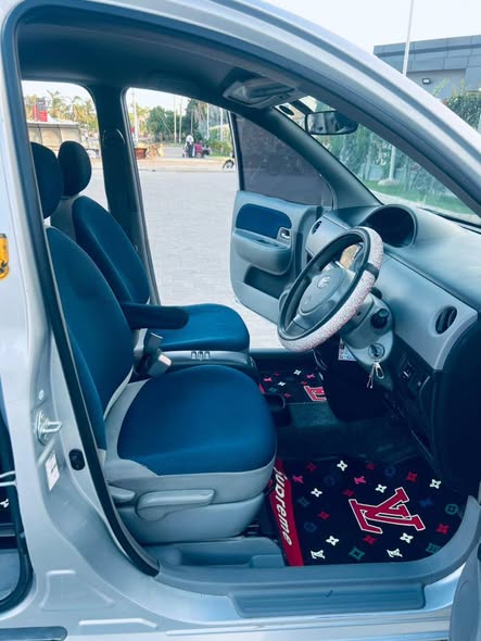 TOYOTA SIENTA CLEAN!!