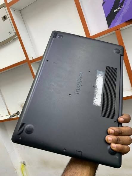 Dell Inspiron 15 Core i7 11th gen