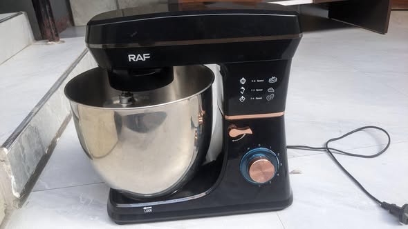 Stand Mixer ya Kukandia Ngano