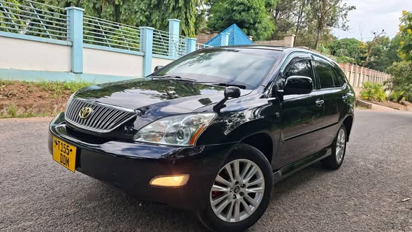 Toyota HARRIER Inauzwa