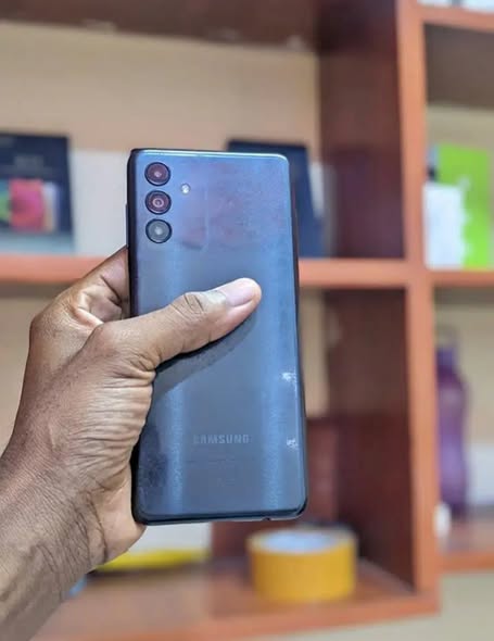 SAMSUNG A04S OFFICIAL