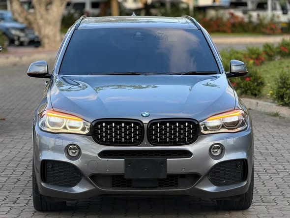 BMW X5 NEW