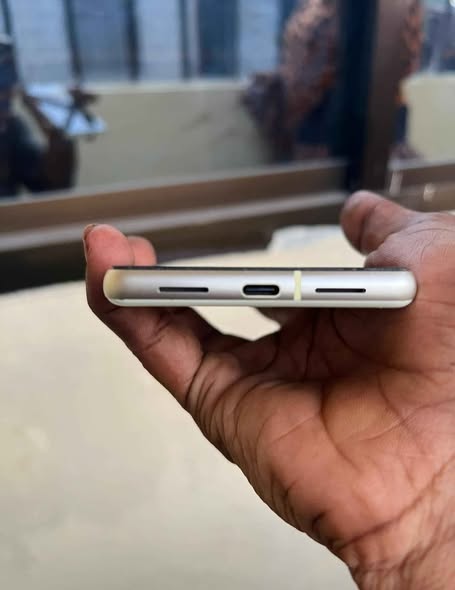 GOOGLE PIXEL 7 PLAIN IMENYOOKA SANA