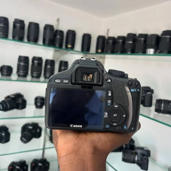 📷 CANON 550D