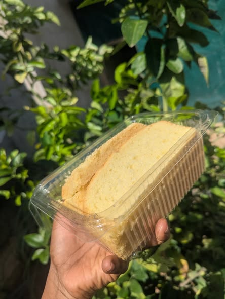 chocolate & Plain Vanilla Cake Tamu Sana