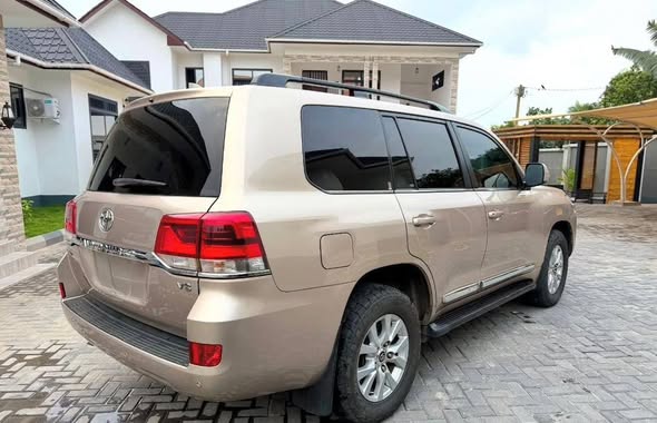 TOYOTA LAND CRUISER VX 💎