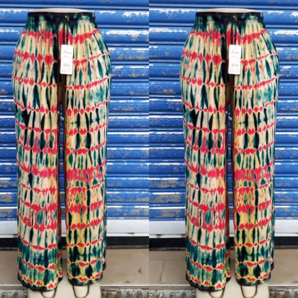 Ladies Bwanga. Design Nzuri, Rangi Tofauti