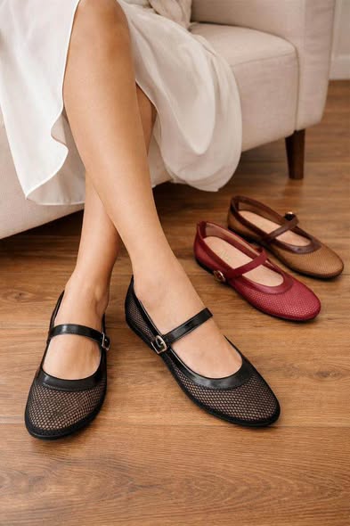 Ladies Simple Shoes