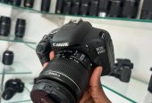 📷 CANON 550D