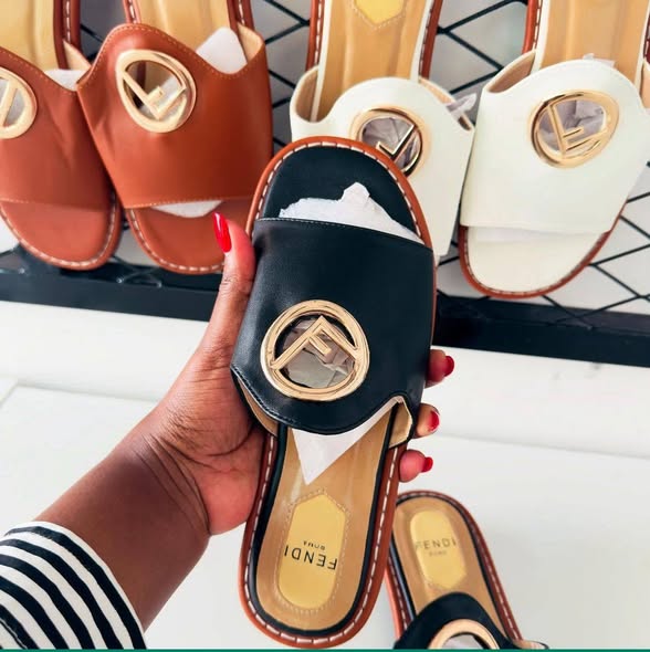 Fendi OG. Size 36_41