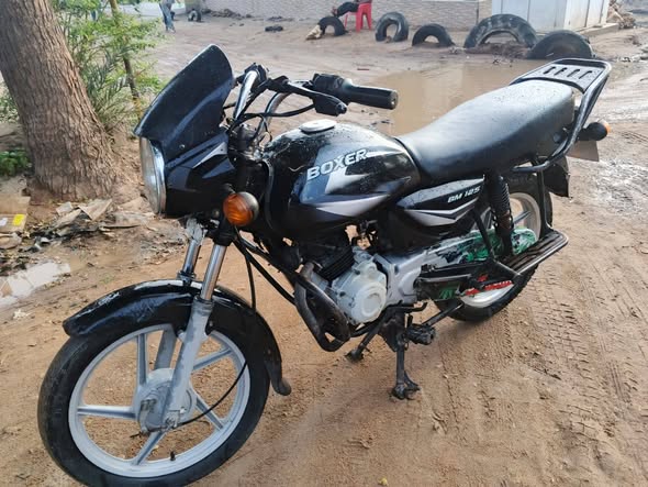 PIKIPIKI : BOXER 125