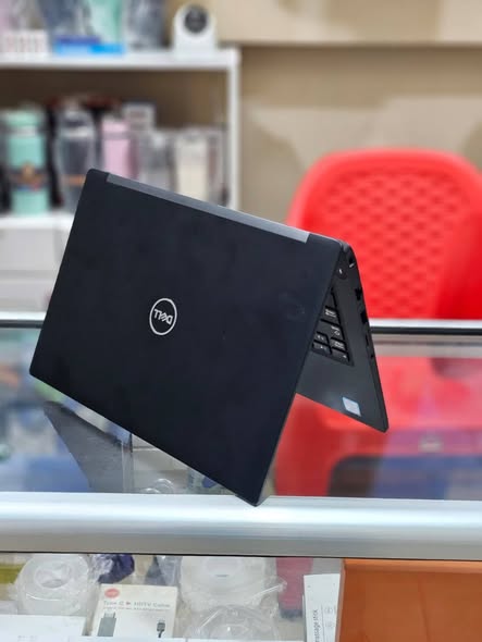 Dell Latitude 7290