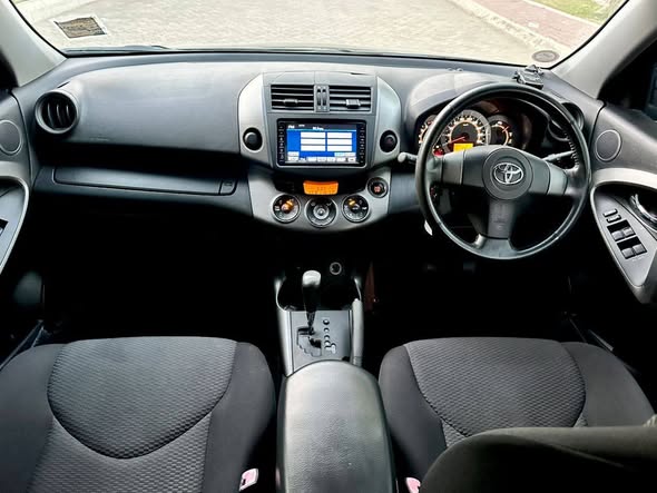 𝐓𝐎𝐘𝐎𝐓𝐀 𝐑𝐀𝐕𝟒 [𝐄𝐊𝐙] – 𝟐𝟎𝟏𝟎 🚗