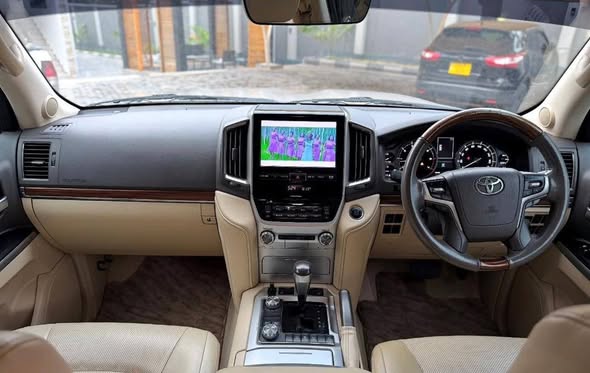 TOYOTA LAND CRUISER VX 💎