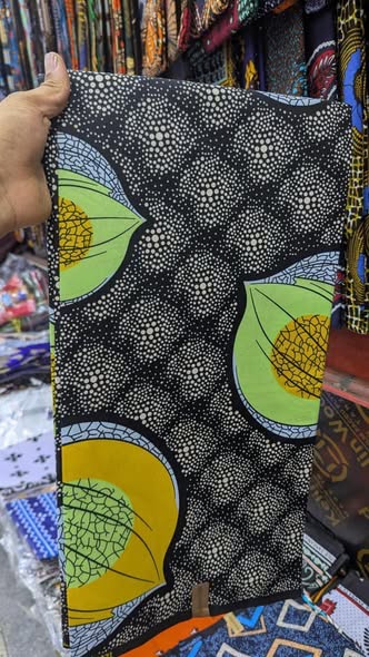 VITENGE COTTON. KARIBUNI SANA