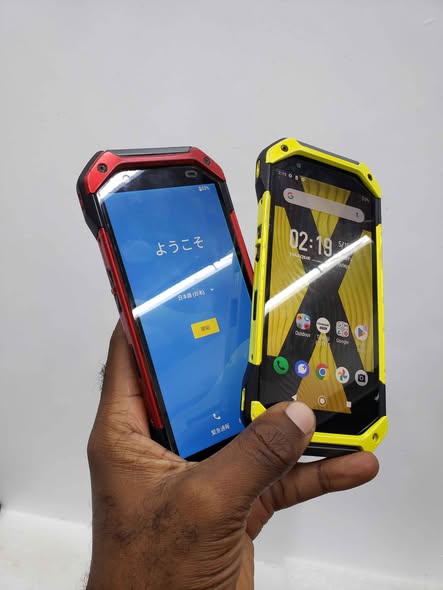 Torque Kyocera. Simu Ngumu Sana, Mkataba🔥