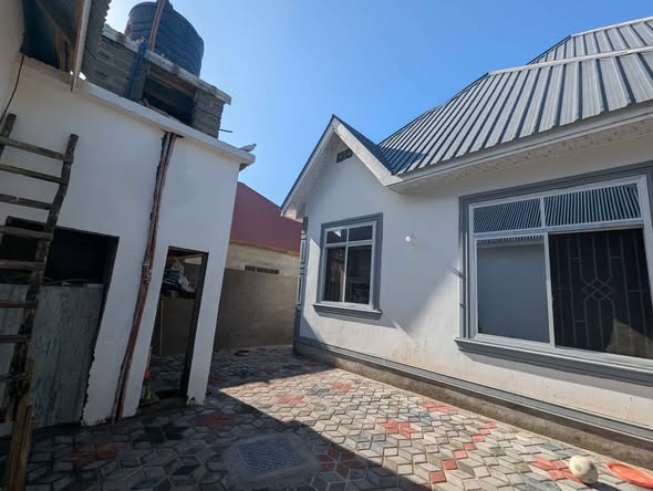 NYUMBA INAUZWA PAMOJA NA FENICHA ZAKE ZOTE