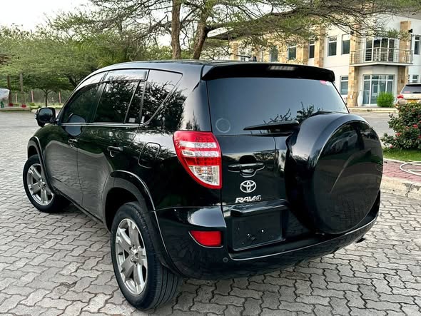 𝐓𝐎𝐘𝐎𝐓𝐀 𝐑𝐀𝐕𝟒 [𝐄𝐊𝐙] – 𝟐𝟎𝟏𝟎 🚗