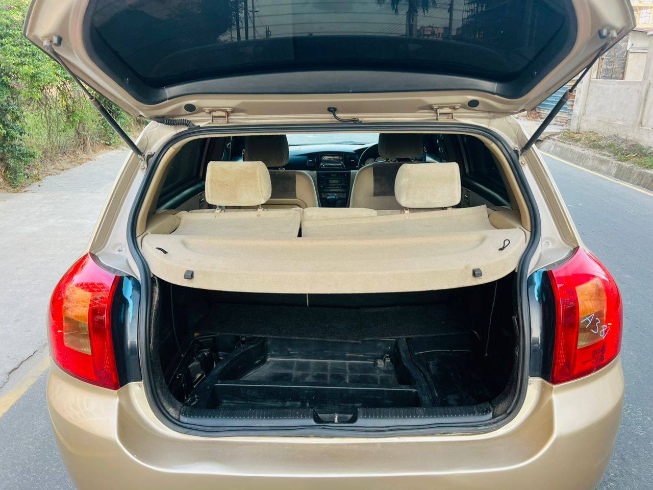 TOYOTA RUNX FOR SALE (DPU)