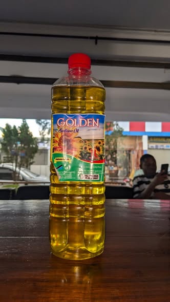 GOLDEN SUNFLOWERS OIL