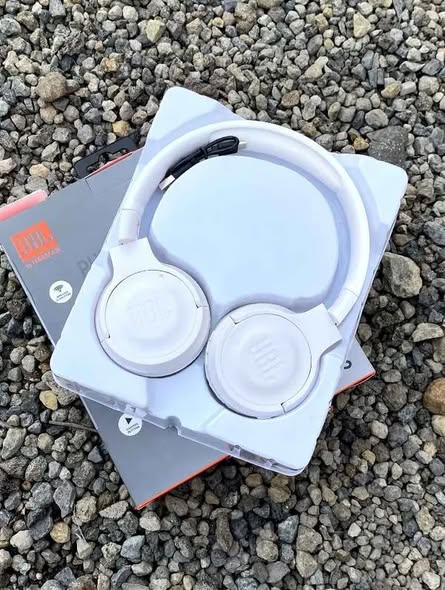 JBL Headphone Mpya Mziki Mnene☑️