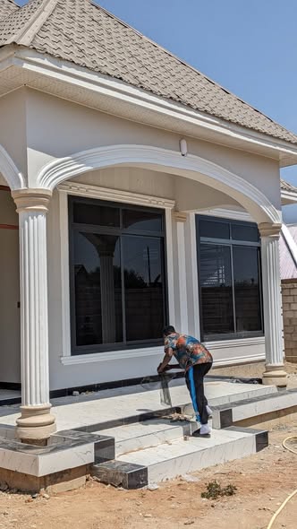 Kwa Mahitaji ya Madirisha na Milango ya Aluminum