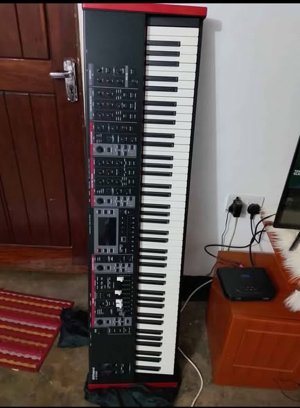 Roland v-stage