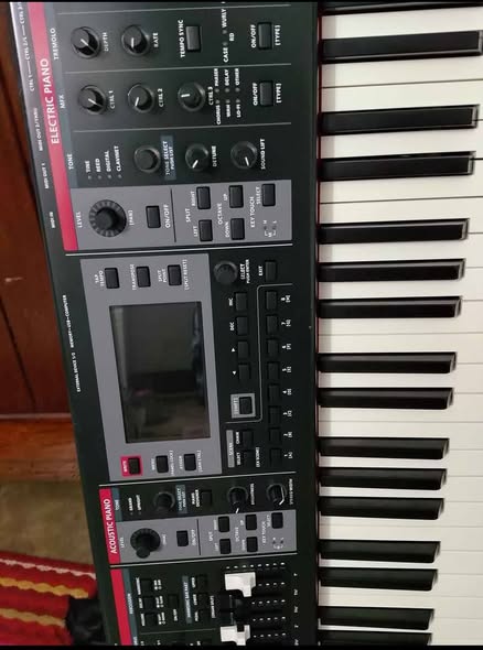 Roland v-stage