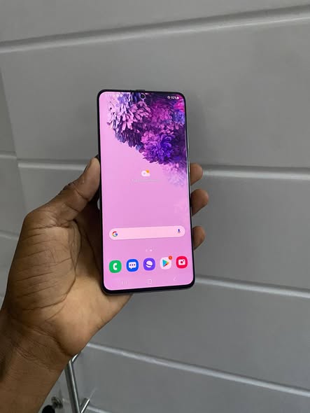 SAMSUNG S20 PLUS 5G. NZURI SANA