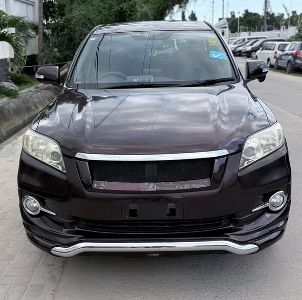 TOYOTA VANGUARD (CHESIS)
