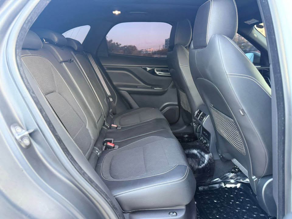 JAGUAR F-PACE 2017