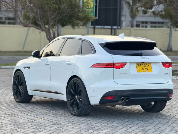 JAGUAR F-PACE 2017