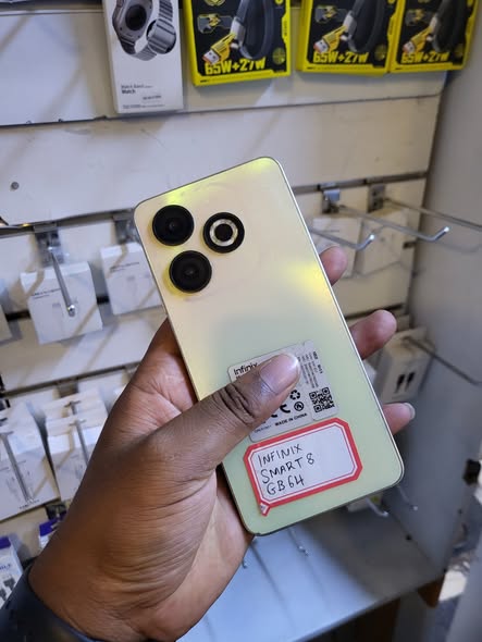 Infinix Smart 8. GB64