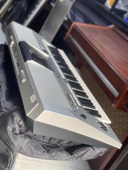 Keyboard Yamaha PSR s 900