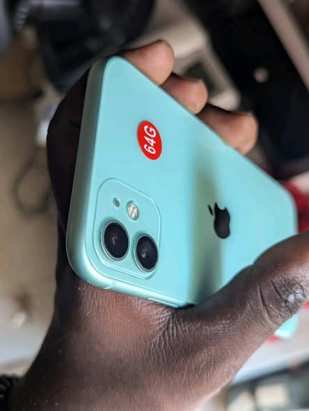IPHONE 11 PLAIN 64GB
