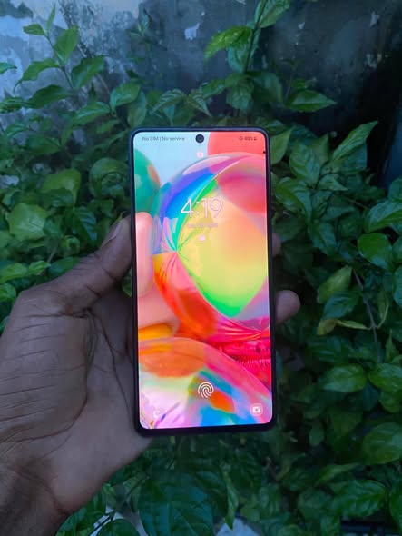 SAMSUNG A71. GB 128