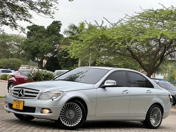 MERCEDES BENZ C CLASS