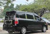 TOYOTA NOAH NEW Si MODEL