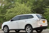MISTUBISHI OUTLANDER NEW MODEL