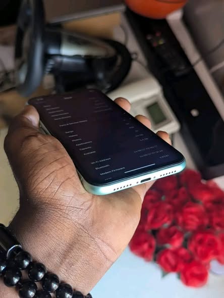 IPHONE 11 PLAIN 64GB