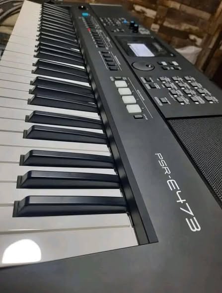 Yamaha PSR – E473 Keyboard 🎹