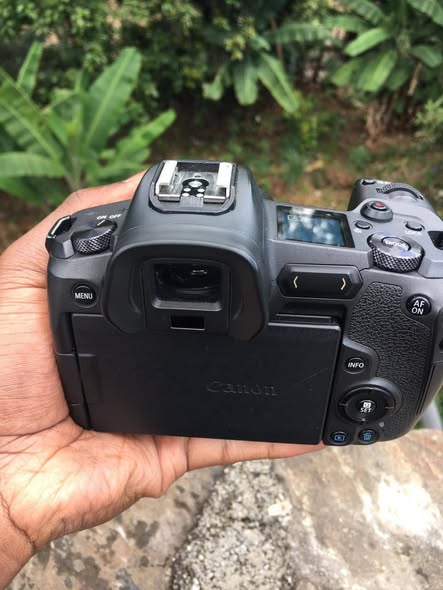 Canon EOS R Camera🔥