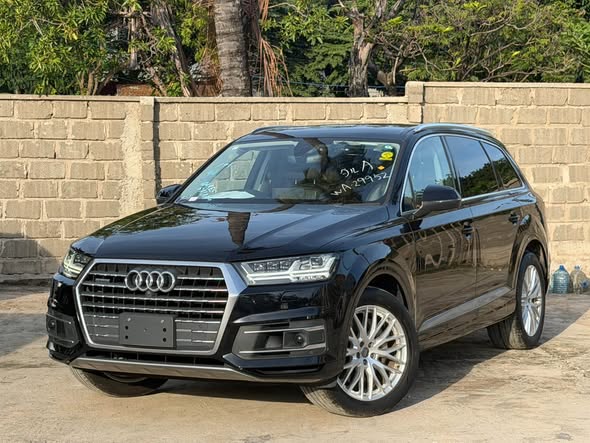 AUDI Q7 🔥