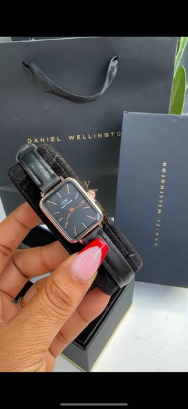 DANIEL WELLINGTON (DW) WATCH