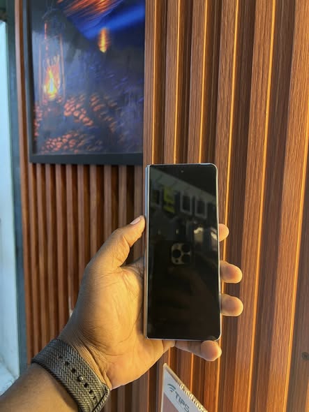 SAMSUNG FOLD 4