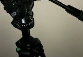 Weifang WF – 717 Fluid Head Tripod Stand