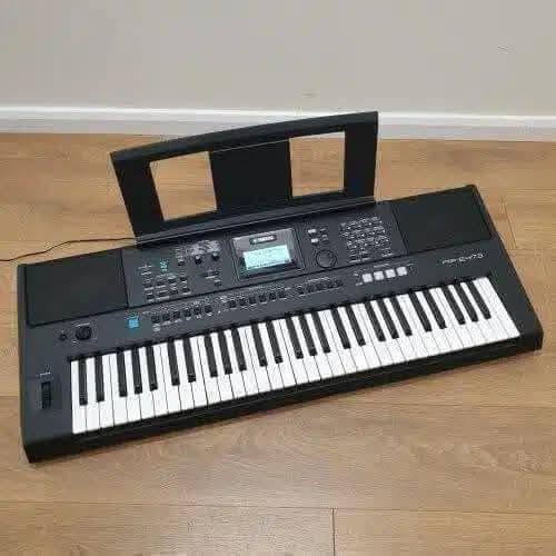 Yamaha PSR – E473 Keyboard 🎹