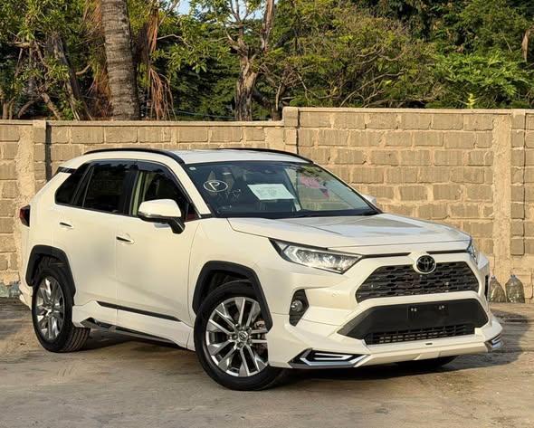 TOYOTA RAV4 Z