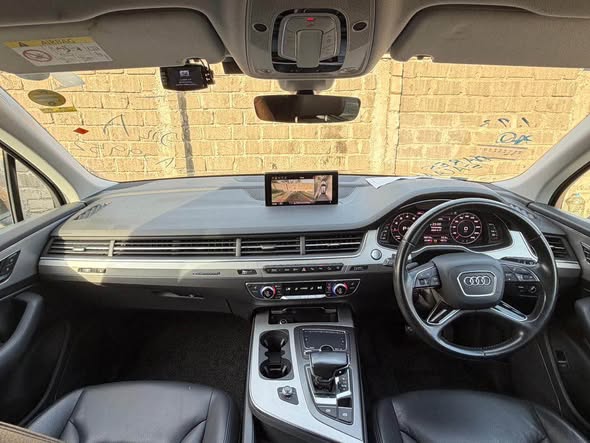 AUDI Q7 🔥